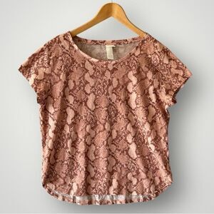 🎉5 for $45 🎉H&M Tahirt Top Blouse Size M